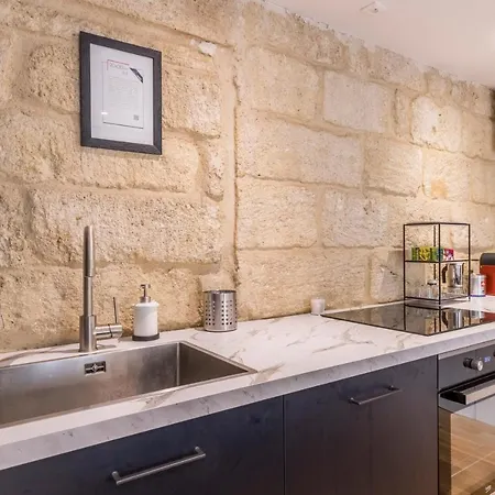 La Parenthese Roucher - Duplex Climatise T2 Coeur Ecusson Meuble Toursime 3 Etoiles * מונפלייה